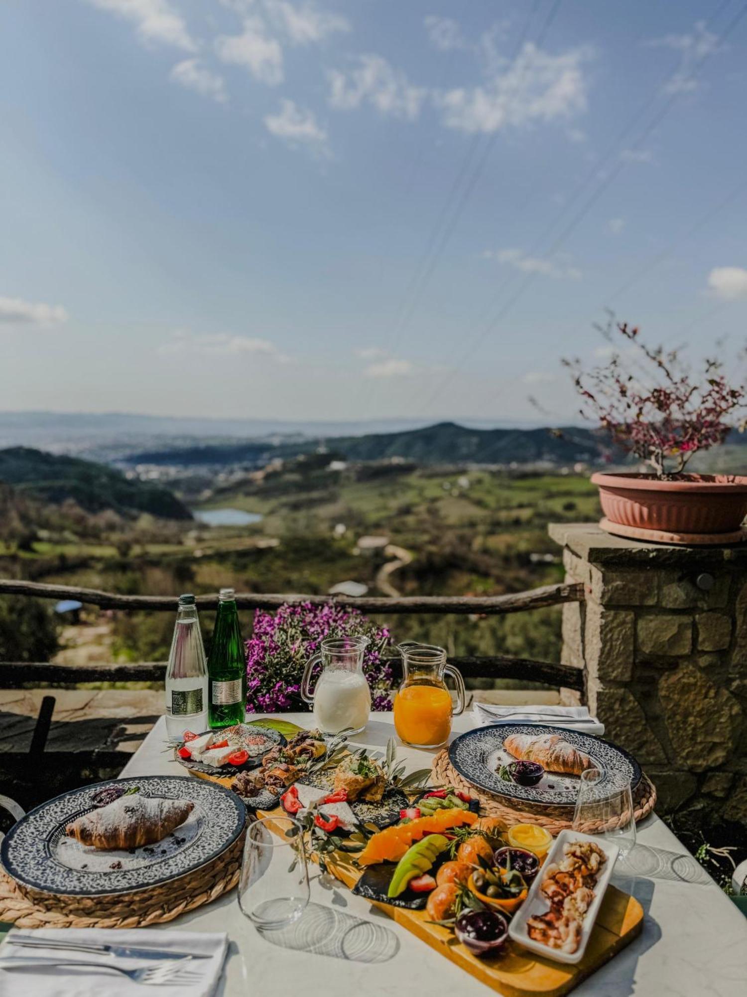 Chateau Fasel Tirana Exteriör bild